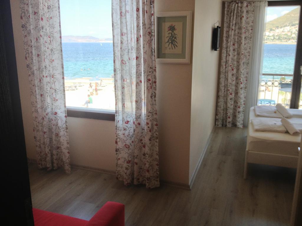 Nemrut Bay Otel Yenifoca 객실 사진